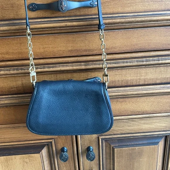 Tory Burch black Leather Shoulder Bag with Gold Chain - Picture 2 of 4